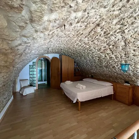 Admirari Daire Tropea